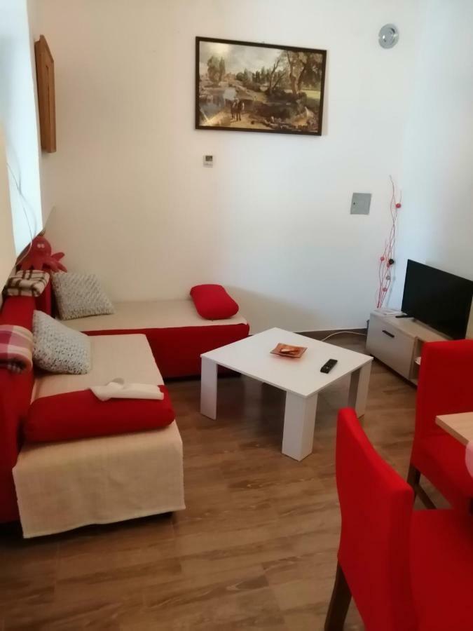 Apartman Tea Appartement Pula Buitenkant foto